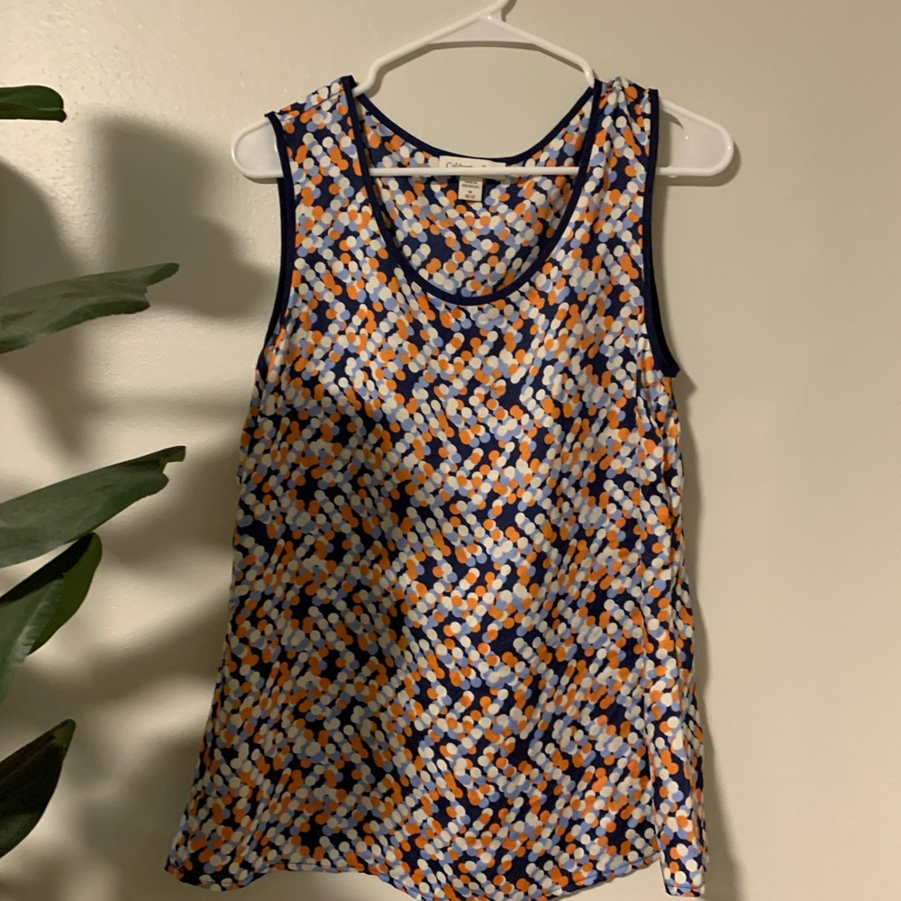 Women’s size medium sleeveless blouse